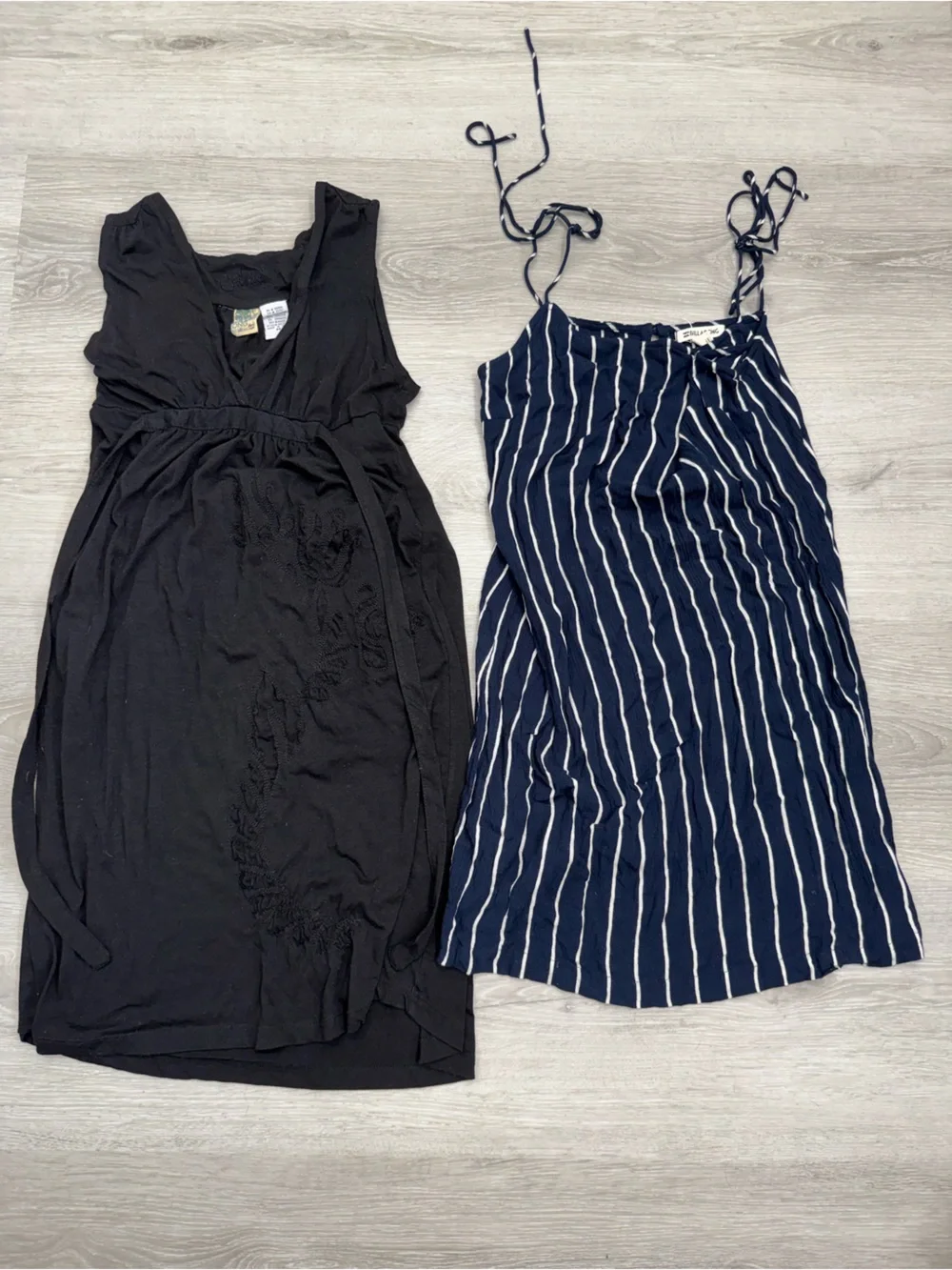 2 Billabong Dresses/Swim Covers